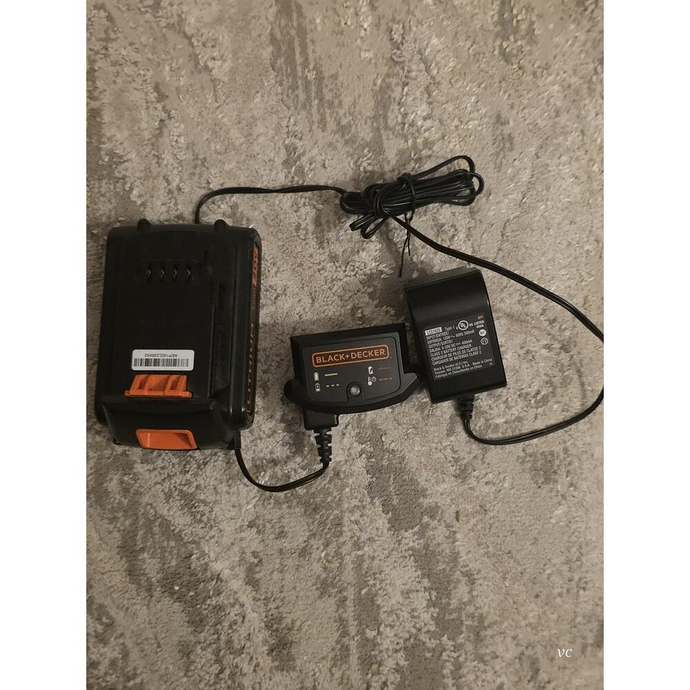 BLACK+DECKER 20V MAX 1.5Ah Lithium Battery & Charger - Picture 3 of 6